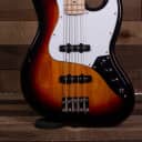Squier Affinity Series Jazz Bass, Maple FB, 3-Color Sunburst