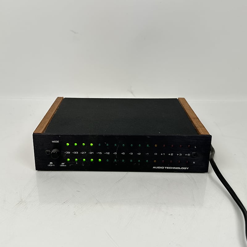 Audio Technology 510 Black Stereo LED VU Meter  			