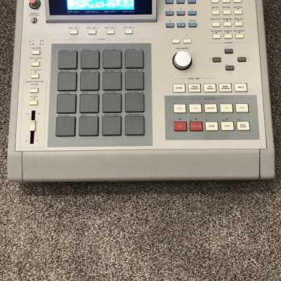 Akai MPC 3000 Classic Sampler Sequencer | Reverb Canada