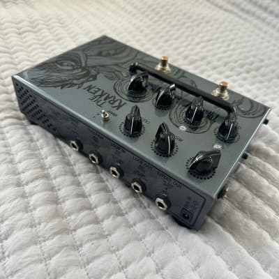 Victory Amps V4 The Kraken 2-channel Tube Preamp pedal - discontinued image 4