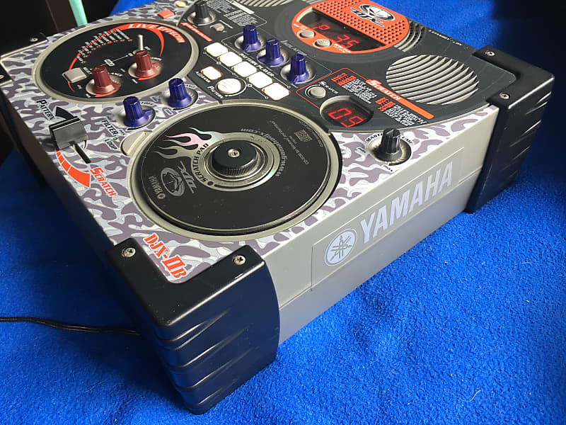 Yamaha DJX-IIb | Vintage Synth Explorer
