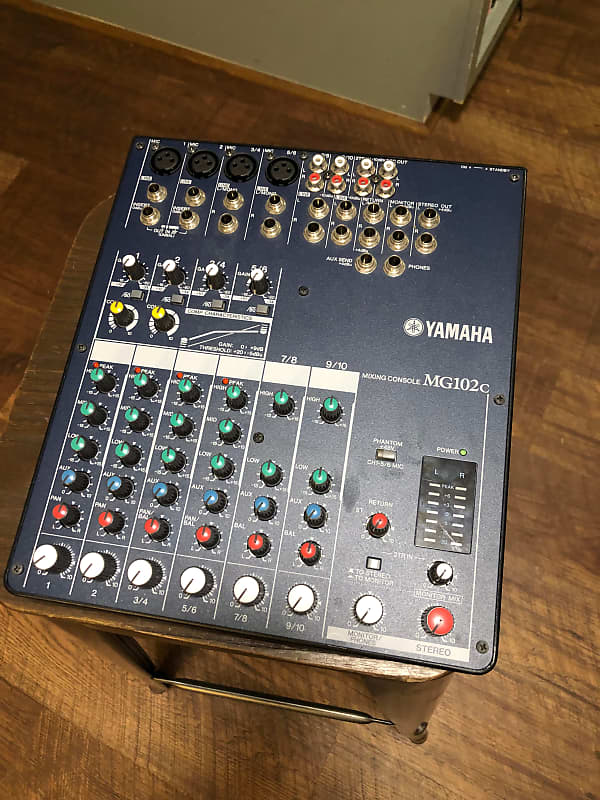 Yamaha MG102c Mixing Console w/power supply (barely used) Reverb