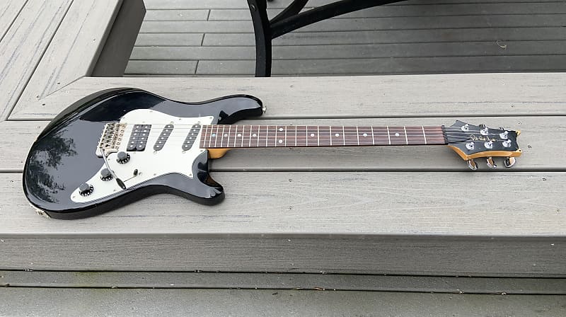 Paul Reed Smith PRS EG4 Guitar Black SSH Fat Strat USA (not Paul Reed Smith PRS EG4 Guitar Black SSH Fat Strat USA (not