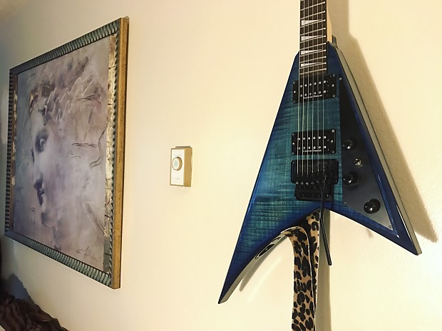 Jackson Randy Rhoads RR3 Flying V (Made in Japan) | Reverb