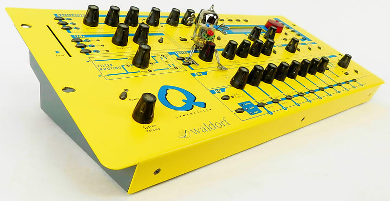 Waldorf Q Gelb Synthesizer 16 Voices Rack + Neuwertig + 1,5 Jahre Garantie image 1
