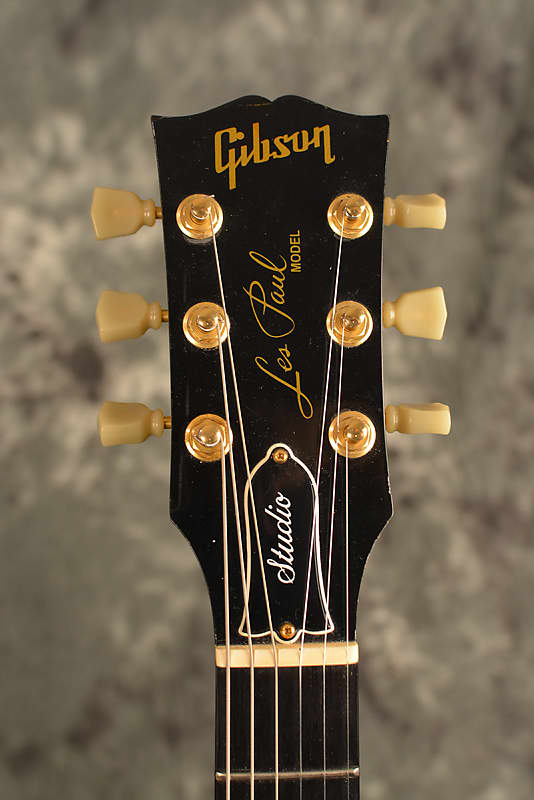 Gibson Les Paul Studio Gloss 1990s Ebony Gold Hardware Ebony Gibson Les Paul Studio Gloss 1990s Ebony Gold Hardware Ebony
