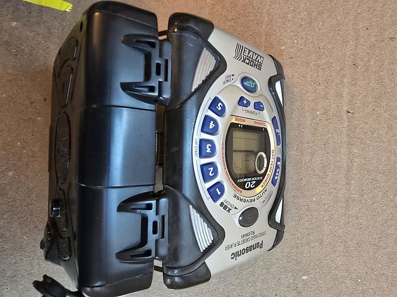 【値下げ】Panasonic Shockwave RQ-SW44V ヘッドホン付 Panasonic RQ-SW44V Shock Wave AMFM Radio Cassette Player