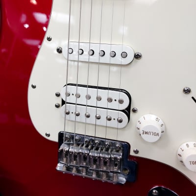 Fender Classic Player '60s Stratocaster  - Candy Apple Red image 4