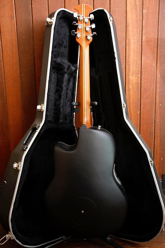 Ovation 6778 LX Elite Natural Acoustic-Electric Guitar Made