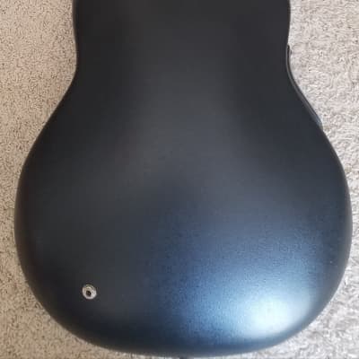 Ovation CC057 image 2