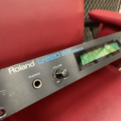 Roland U-220