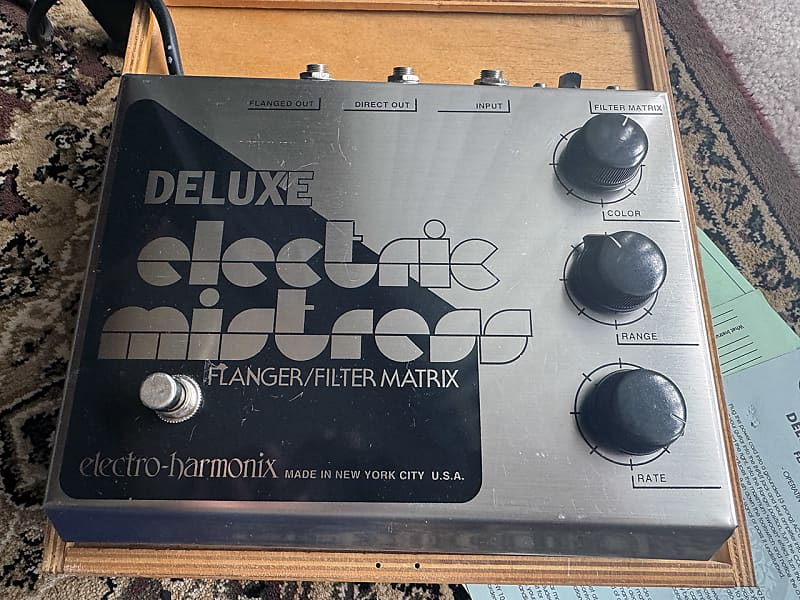 Electro-Harmonix Deluxe Electric Mistress Reissue with Power Cord 