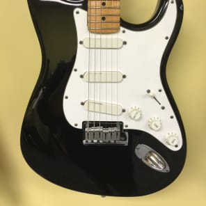 1989 Fender Stratocaster Plus Electric Guitar Black Strat Gold Lace Sensor image 3