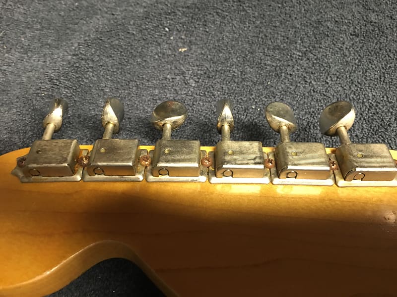Bluesman Vintage guitarsレリックストラトキャスターUSA Bluesman Vintage Stratocaster Solid mahogany Light relic