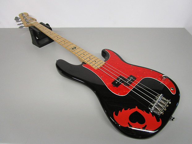 Fender Squier Pete Wentz Signature P-Bass, Fall Out Boy | Reverb