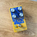 Earthquaker Devices Dispatch Master v3 Digital Delay & Reverb with Flexi-Switch TSP Exclusive Yellow and Navy