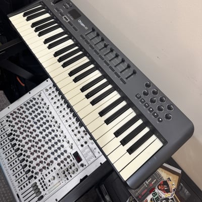 M-Audio Oxygen 49 MKII MIDI Keyboard Controller 2010 - 2014 - Blue