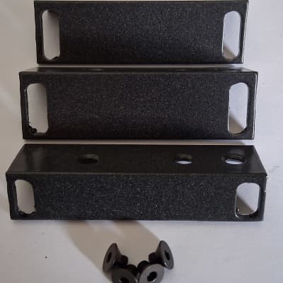 Rack ear kit to fit Ensoniq Mirage / ESQ-m rack with mounting screws