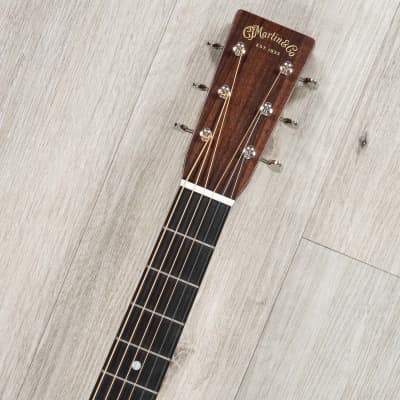 Martin Standard Series D-28 Acoustic Guitar, Rosewood Back & Sides, Spruce Top image 9