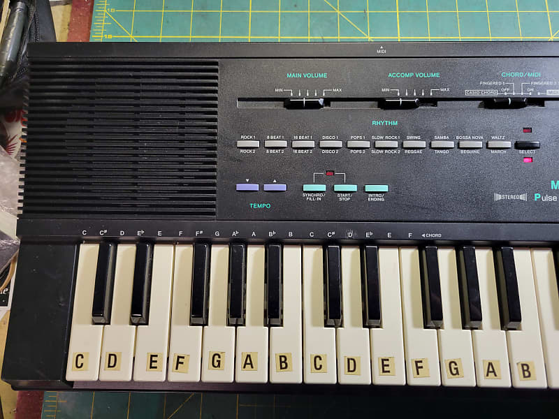 Casio Casiotone MT-240 1980's Vintage Synth Synthesizer