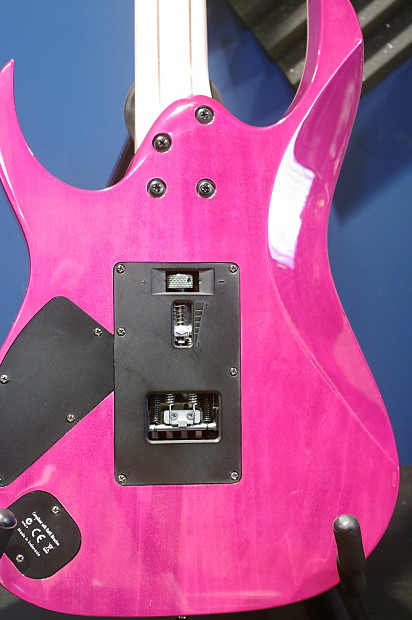 Ibanez RG920QMZ Premium 2011 Purple Quilt (High Voltage