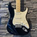 Fender VG Stratocaster® (2007), Maple Fingerboard, Black