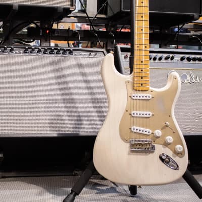 Fender Custom Shop Limited Edition '55 Dual-Mag Strat, Journeyman Relic- Aged White Blonde (7lbs 6oz image 16