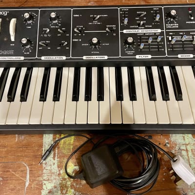 Moog Rogue 1981 - Black - CV FILTER MOD