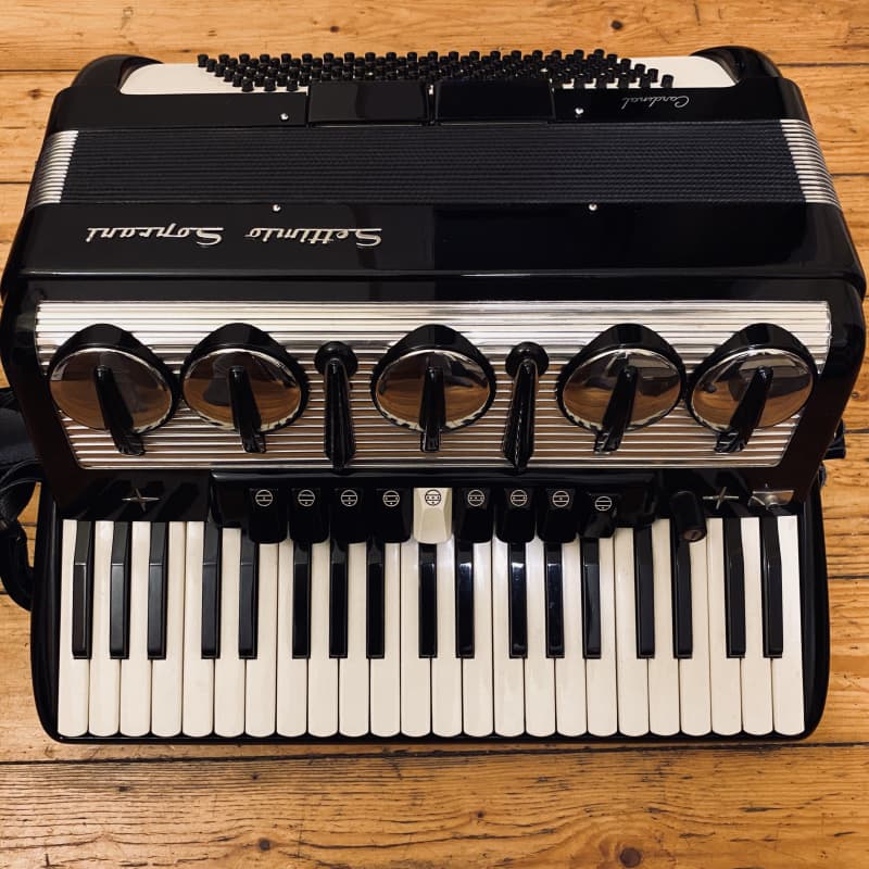 Accordions New & Used Accordions For Sale Reverb UK