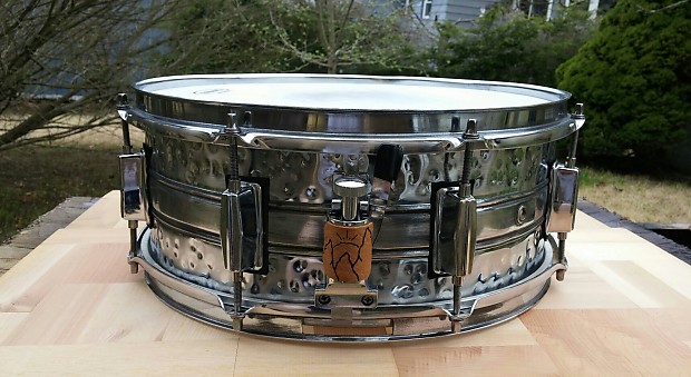 Thunder snare drum outlet