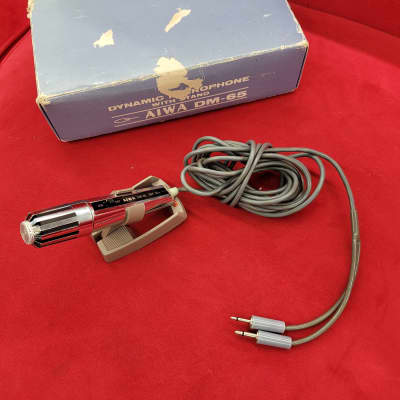 Aiwa DM-65 Dynamic Mic with Stand image 3