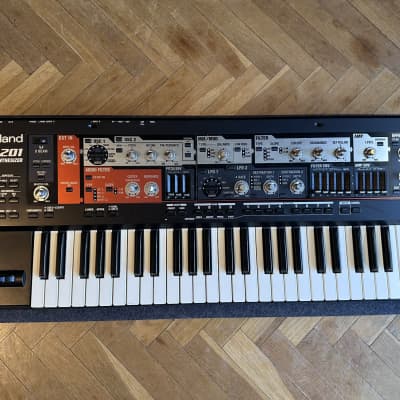 Roland SH-201 | D-Beam + External Audio FX | Analog-Style Powerhouse