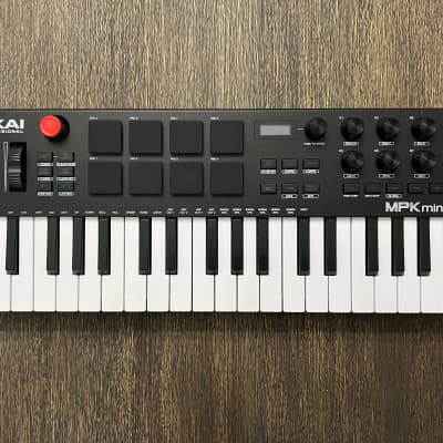 Akai MPK Mini Plus 37-Key MIDI Controller 2022 - Present - Black