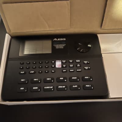 Alesis SR-16 Drum Machine 2010s - Black