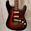 Used Squire Classic Vibe '60's Stratocaster 3 Tone Sunburst w/case TSS1161