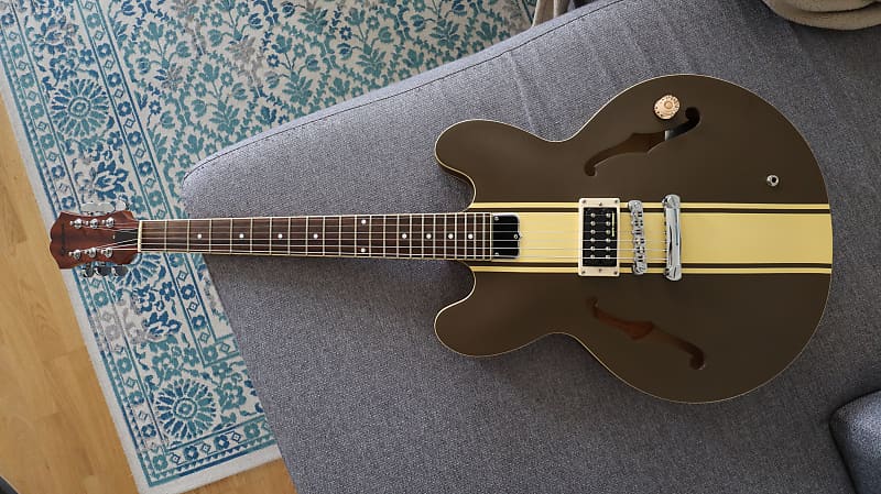 Epiphone Tom DeLonge Signature ES-333