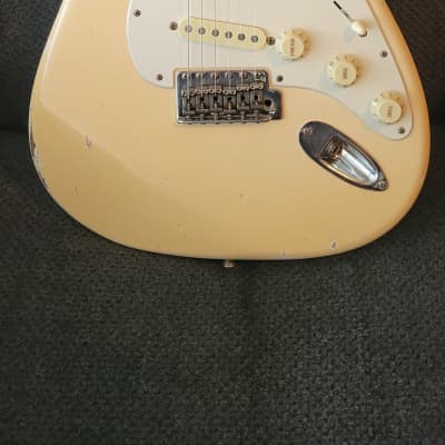 Fender Stratocaster avri vintage relic custom shop olympic White image 2