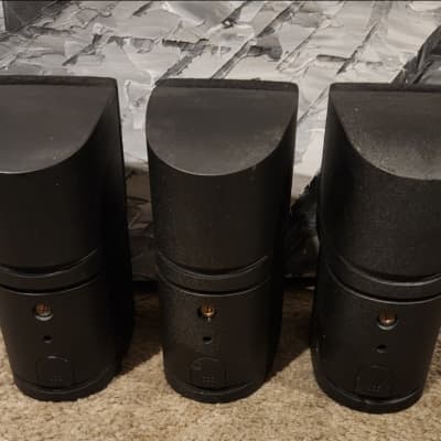 2 Bose 2024 double cube speakers