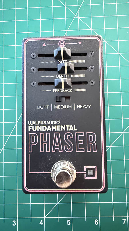 Walrus Audio Fundamental Phaser