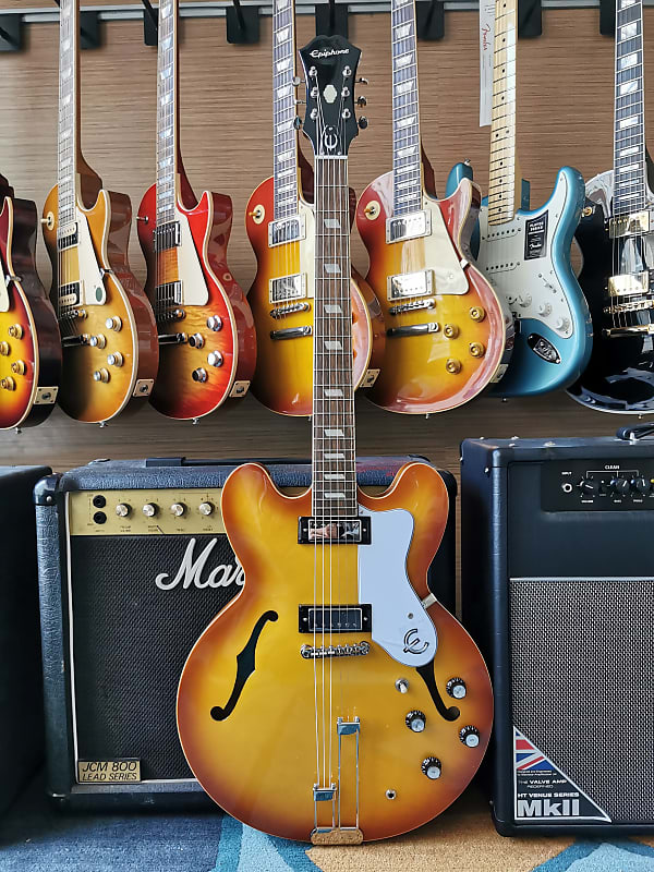 Epiphone Riviera 2021 Royal Tan