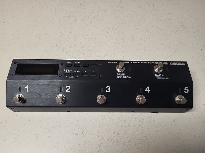 Boss ES-5 Effects Switching System