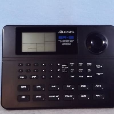 Alesis SR-16 Drum Machine (24 BIT)