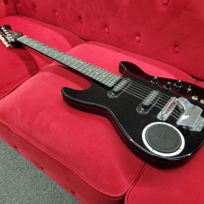 Synsonics Terminator 3/4 size Electric Guitar with built-in Speaker 1980s - Black image 3