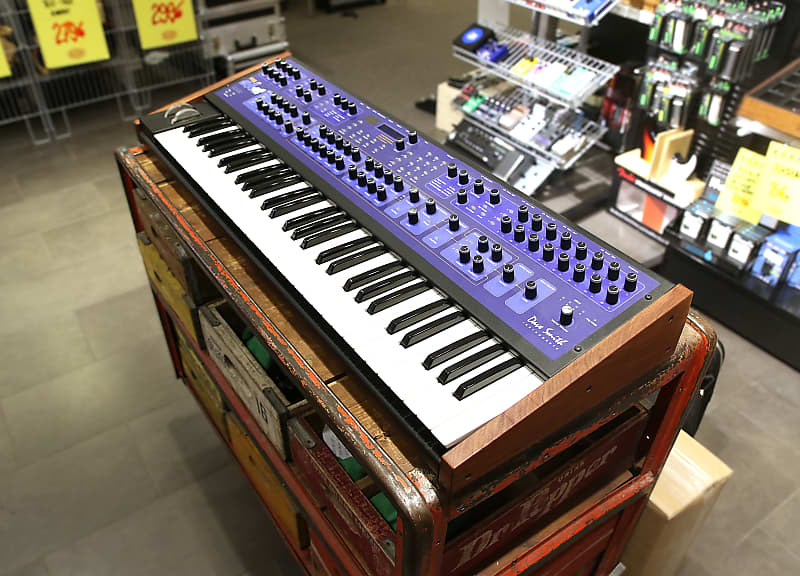 Dave Smith Instruments Poly Evolver PE 61-Key 4-Voice Polyphonic Synthesizer 2010 - 2013 - Blue with Wood Sides image 1