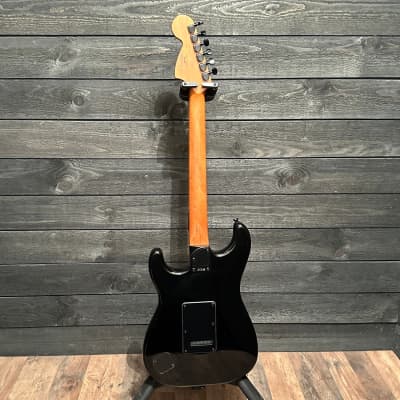 Fender Squier Contemporary Stratocaster Special Electric Guitar - Black image 12