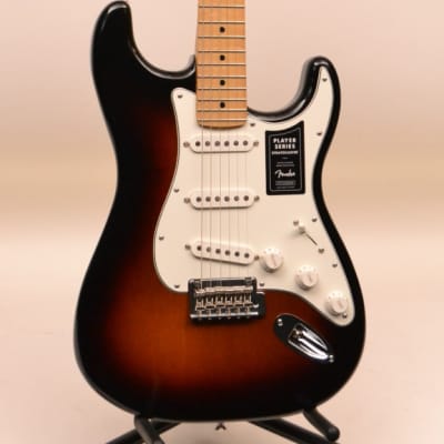 Fender Player Stratocaster Electric Guitar 3-Color Burst image 2
