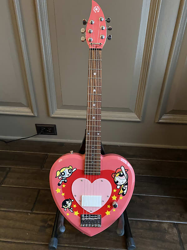 Daisy rock shop powerpuff guitar