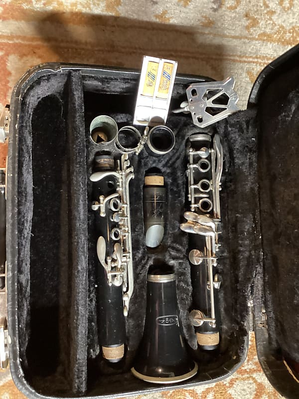 Vito Clarinet - Black with case and Vandoren B45 Bb Clarinet Mouthpiece image 1