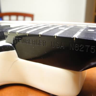 STEINBERGER GM4S Electric Guitar 1989 image 8