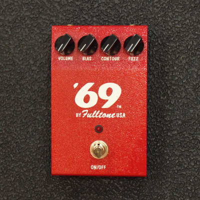 FULLTONE The '69 Pedal  FUZZ  最初期型 Amazon.com: Fulltone 69 MkII Fuzz Pedal : Musical Instruments